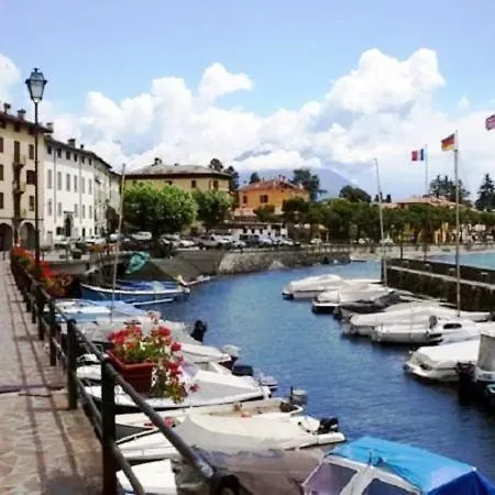 Sleeps 6 * Menaggio