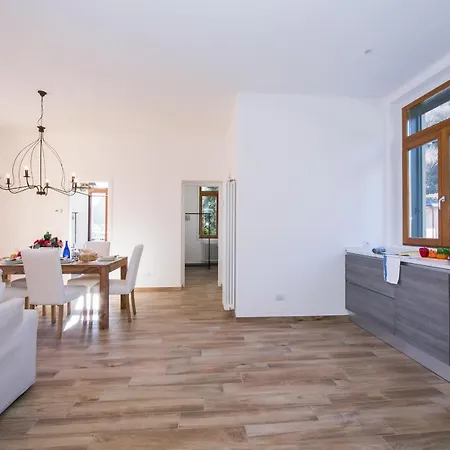 Sleeps 6 Menaggio
