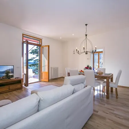 Sleeps 6 Menaggio